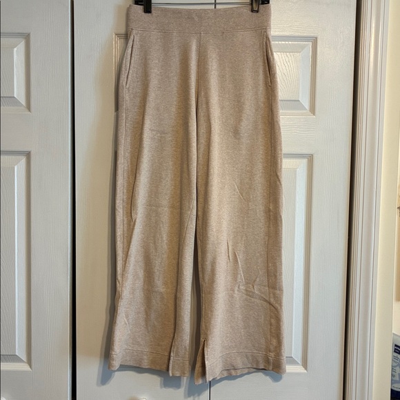 Pact Women's Cream Wide-Leg Cropped Pants - Picture 2 of 12